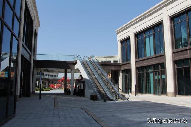 西安洗浴中心服务好的会所推荐：西安市最知名的量贩式ktv是哪家  第2张