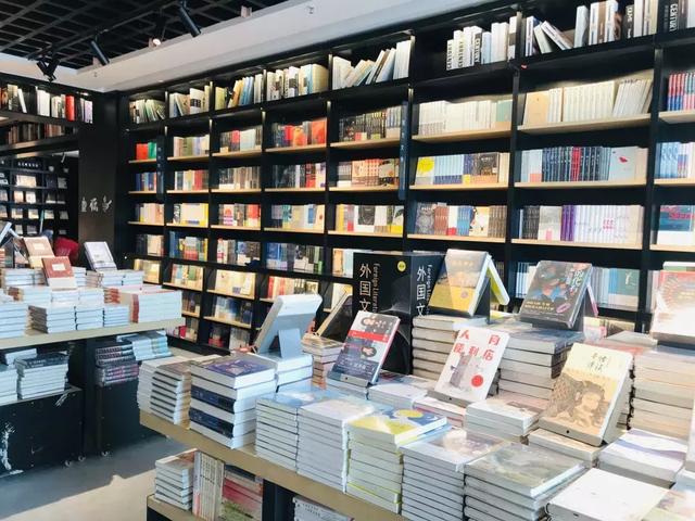 西安休闲书店有哪些「西安市书店」  第19张
