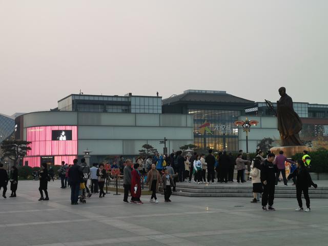 西安休闲娱乐聚餐地方「西安休闲娱乐聚餐推荐」  第4张