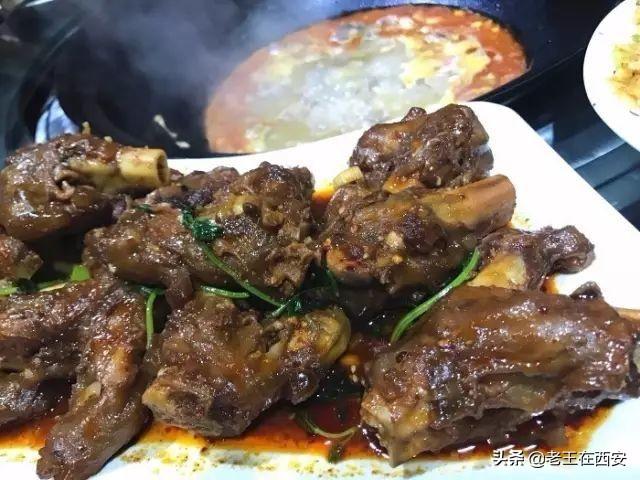 西安旅游攻略：西安旅游攻略之涮羊肉篇「西安什么餐厅适合十一个人的聚会烤羊肉」  第16张