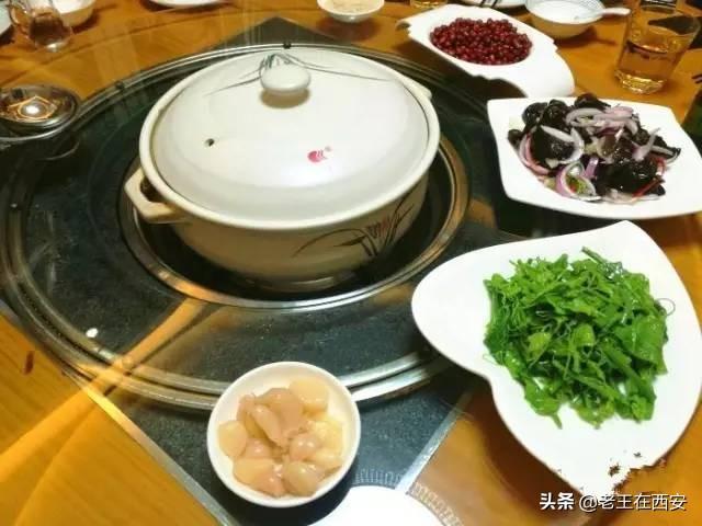 西安旅游攻略：西安旅游攻略之涮羊肉篇「西安什么餐厅适合十一个人的聚会烤羊肉」  第19张