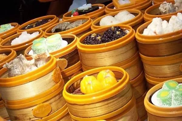 全国十大美食街上的十大美食街，西安回民街排名第一「中国十大美食街」  第4张