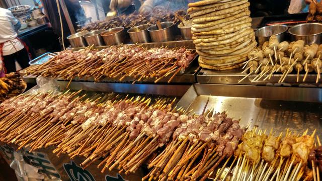 全国十大美食街上的十大美食街，西安回民街排名第一「中国十大美食街」  第10张