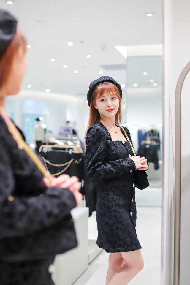 西安探店|ur，时尚的表达方式「西安休闲服饰市场报价多少2、西安休闲服饰市场报价」  第42张