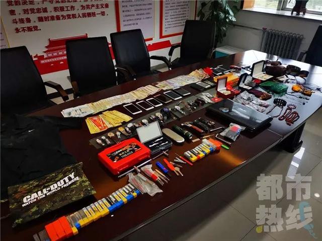 西安公安浐灞分局辛家庙派出所民警一夜蹲守一夜蹲守「西安休闲手表批发市场在哪…」  第8张