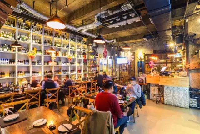 西安最好的酒店在那3、千奇百怪的鸡尾酒店有哪些「西安最好喝的酒馆，你去过几家？」  第19张