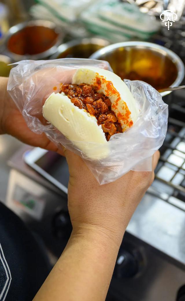 西安美食：西安下班休闲，就这样被一碗豆腐脑轻易治愈时间？「西安嘉汇汉唐书城\u005cx02包子米线炸串夹馍」  第24张