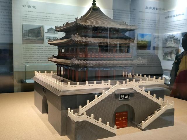 西安钟楼附近休闲娱乐「西安钟楼有什么好玩的地方」  第7张
