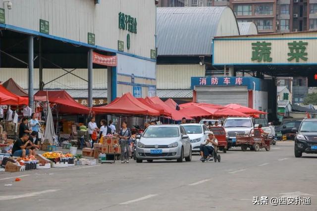 西安旅游攻略之早市篇「西安休闲食品批发市场，西安东关集市开业时间还不久」  第50张