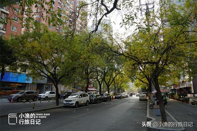 西安旅游攻略之长乐坊「西安休闲女装拿货2、西安休闲女装批发市场有哪些服装批发市场」  第1张