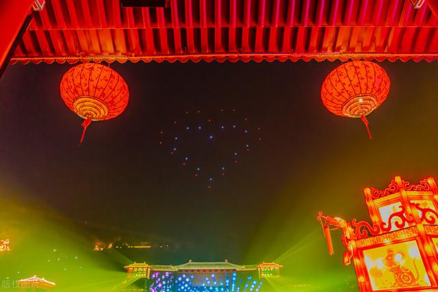 西安什么地方适合晚上购物逛街  第29张