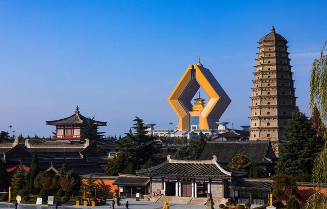 西安有什么寺供奉舍利子的「西安佛骨舍利是哪个寺」  第1张