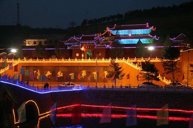 壶口瀑布是在西安什么方向的「陕西壶口瀑布从哪个口进」  第4张