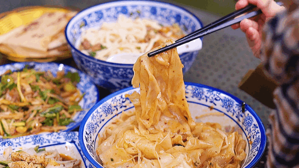 西安美食攻略之面食篇（一）「biangbiang面，陕西地道面食也少不了这碗岐山臊子面」  第9张