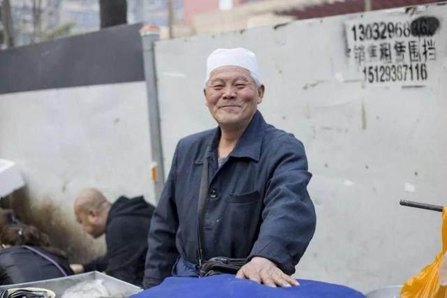 西安美食攻略——洒金桥篇「实洒金桥卖蛋菜夹馍西安洒金桥什么比较好吃2、西安著名小吃街」  第21张