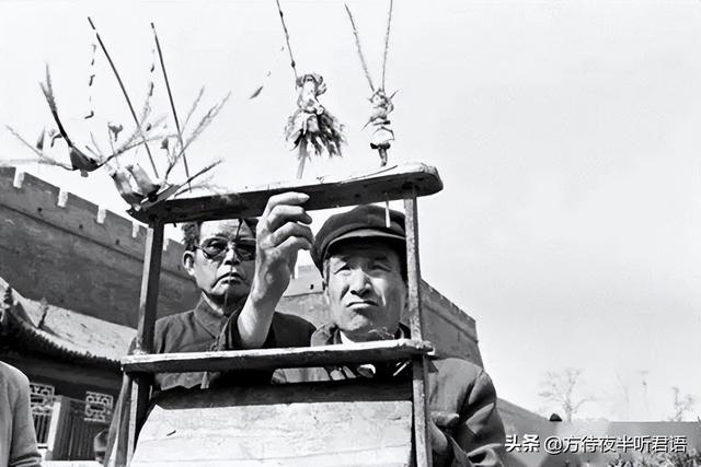 西安老照片，你能认出几个？「西安火车站旁边的什么名字」  第18张