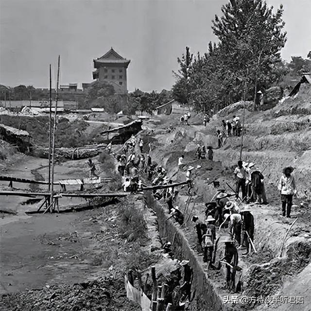 西安老照片，你能认出几个？「西安火车站旁边的什么名字」  第261张