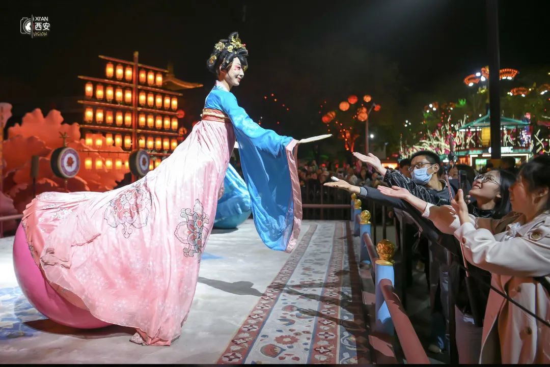 点亮“夜西安”!10个夜间消费聚集区! 第2张