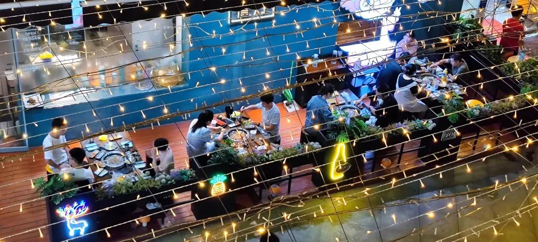 点亮“夜西安”!10个夜间消费聚集区! 第8张