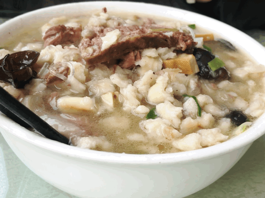土著告诉你去哪里吃同款！国宴上的西安特色美食太馋人了！-第18张图片