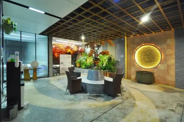 环境满分,体验满分!¥35抢价值58元「善水汇汗蒸休闲馆」单人浴资门票!含桑拿洗浴 汤泉 儿童戏水池等! 第7张
