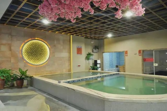 环境满分,体验满分!¥35抢价值58元「善水汇汗蒸休闲馆」单人浴资门票!含桑拿洗浴 汤泉 儿童戏水池等! 第13张