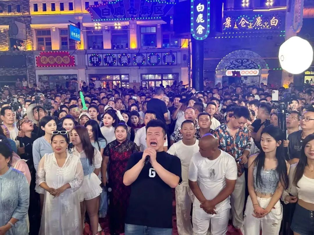 有最明媚的夏天!如此热烈!于古都西安,有座半城烟火半城古韵的景区 第2张