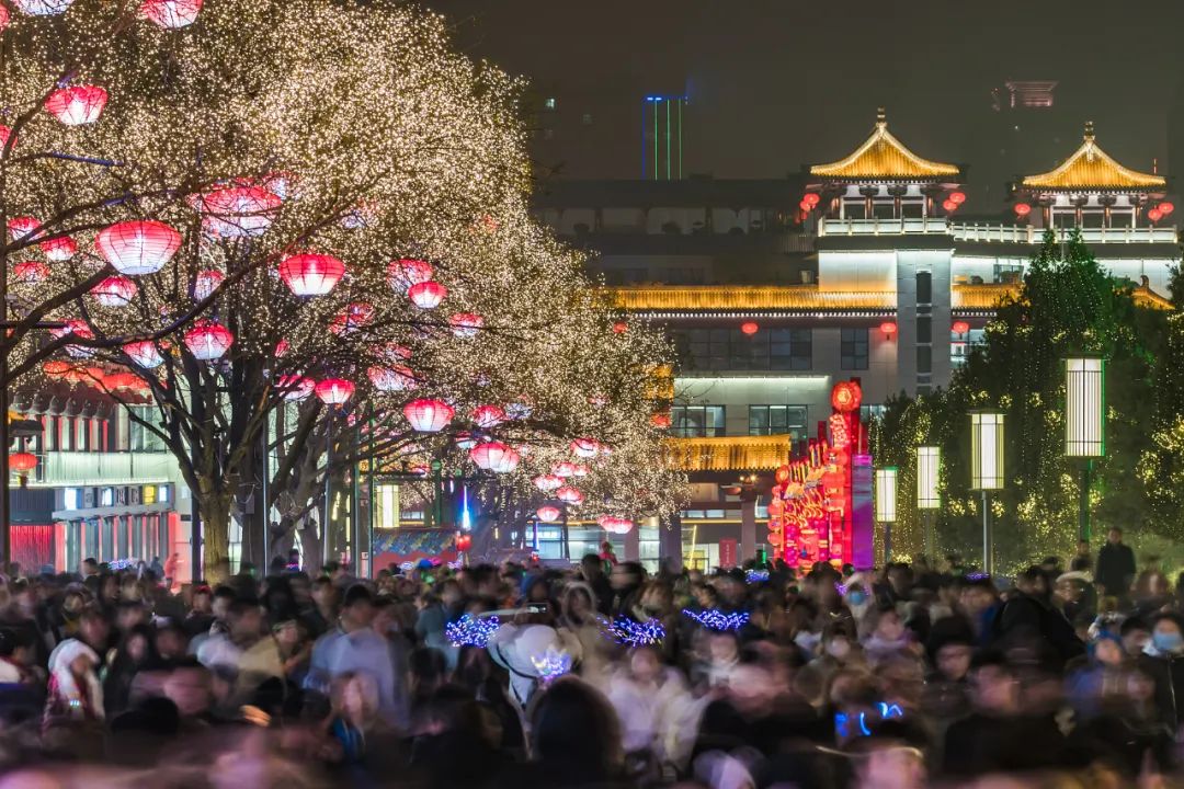 年轻人“躺平游”带火西安文旅消费,0负担逛街! 第1张