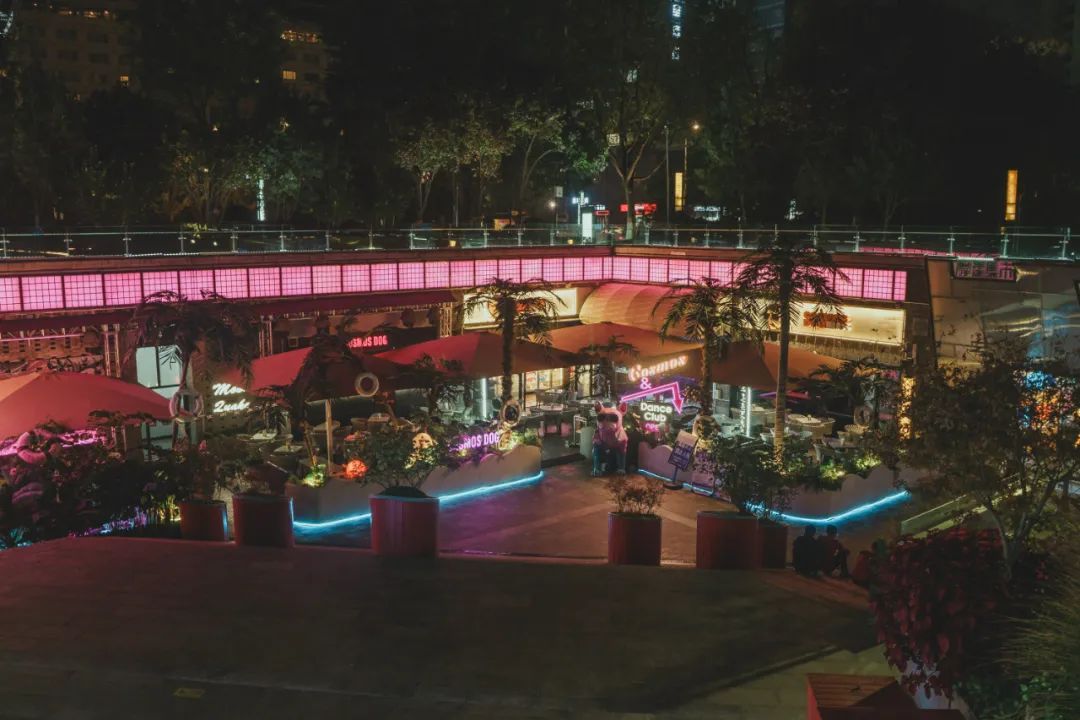 南门松园打造松弛感夜游体验！西安夜经济标志商圈又有新动作-第5张图片