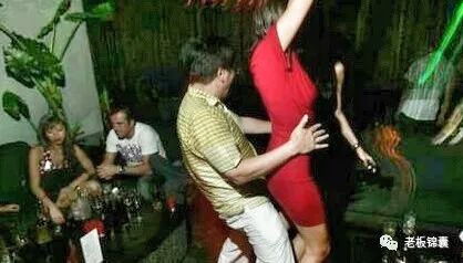 看她们如何一步步沦陷的?酒吧夜总会是这样培养小姐的! 第3张