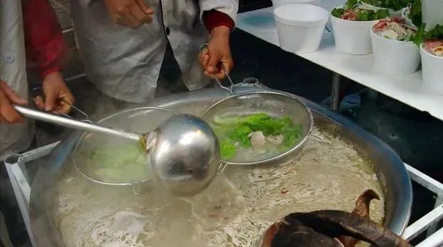为什么西安的羊肉泡馍很难走出陕西?原因是什么? 第5张