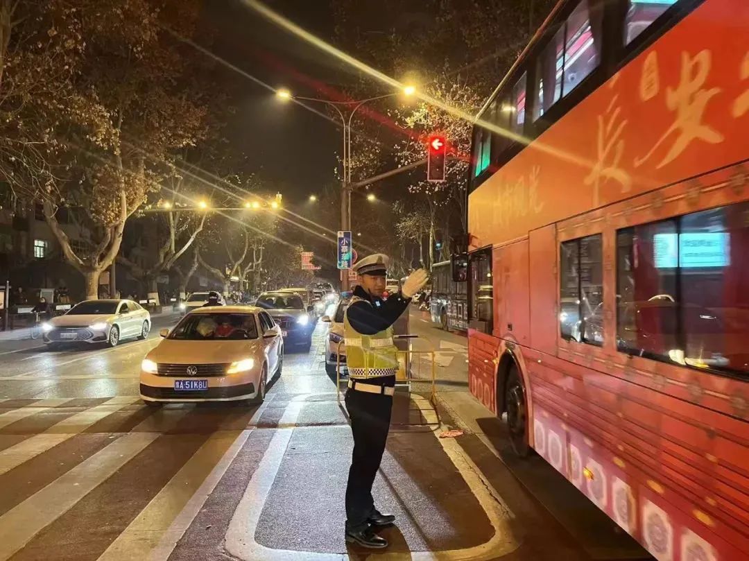 你爱了吗?这样的西安 第6张