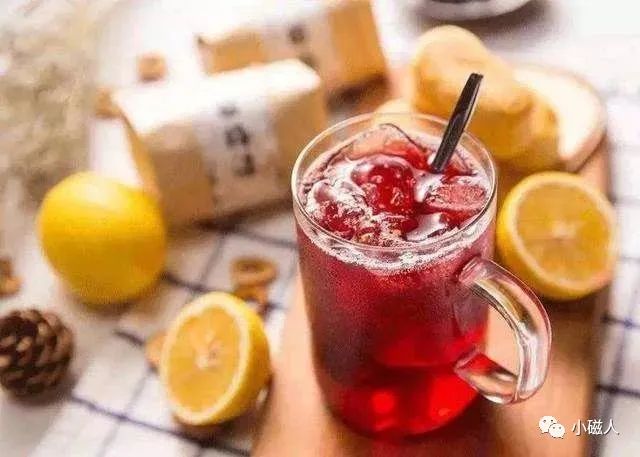 有什么好处？你知道三伏天为什么要泡澡吗？-第1张图片