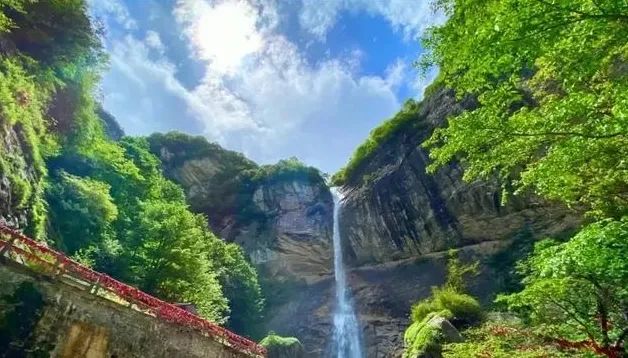 喜欢爬山吗啊？8个风景秀丽的好去处，等你来发现！西安周末爬山热门推荐-第2张图片