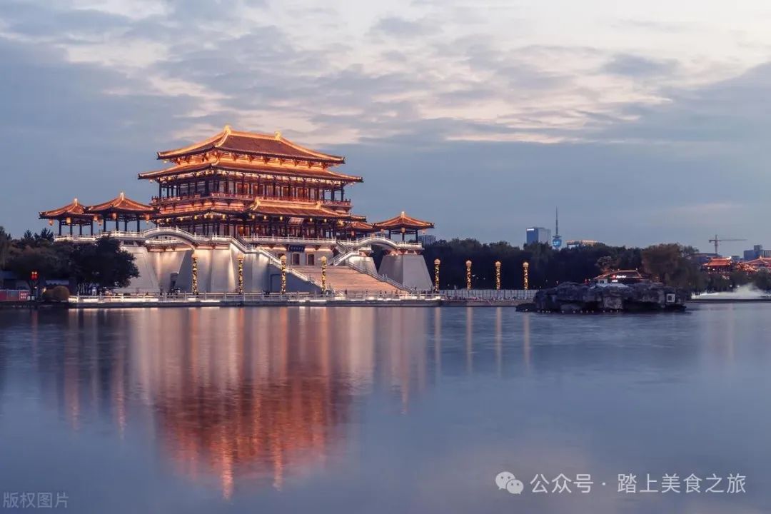 你吃过几种？美食之都西安，10种特色小吃-第1张图片