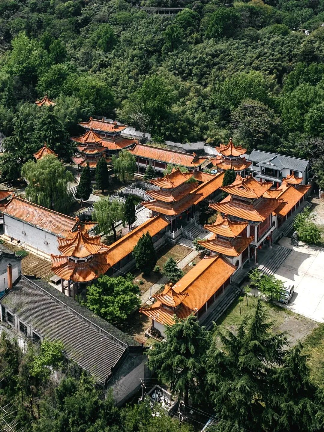 并不一定要去人多的地方,来西安旅游放松这几个地方也很好 第11张