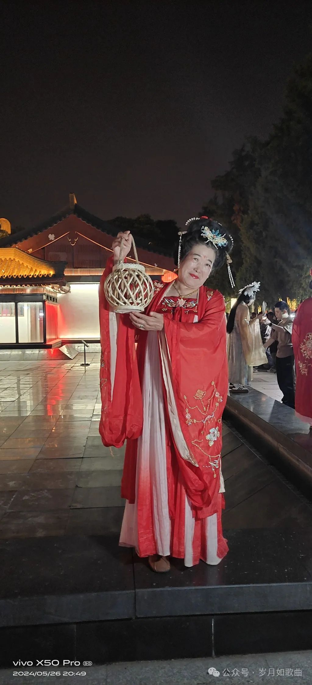快来西安欣赏完美夜景！西安大唐不夜城美轮美奂-第11张图片