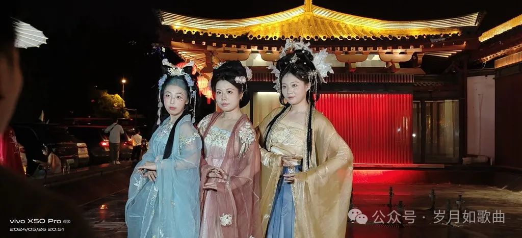 快来西安欣赏完美夜景！西安大唐不夜城美轮美奂-第20张图片