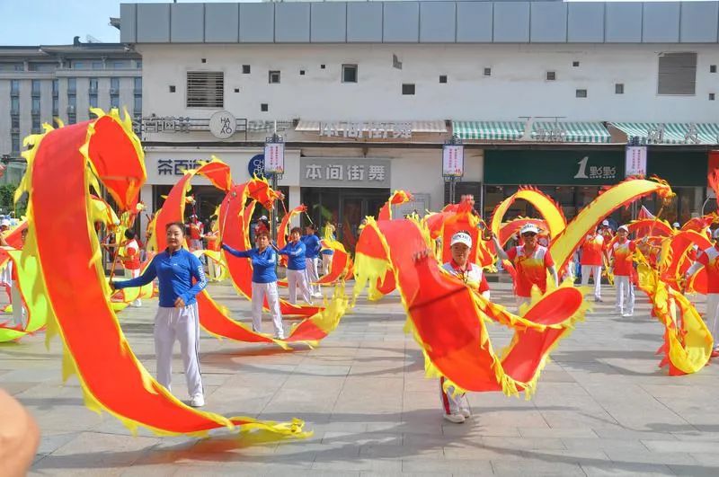 西安休闲娱乐活动!操舞“龙腾飞舞”展演活动举办 第2张