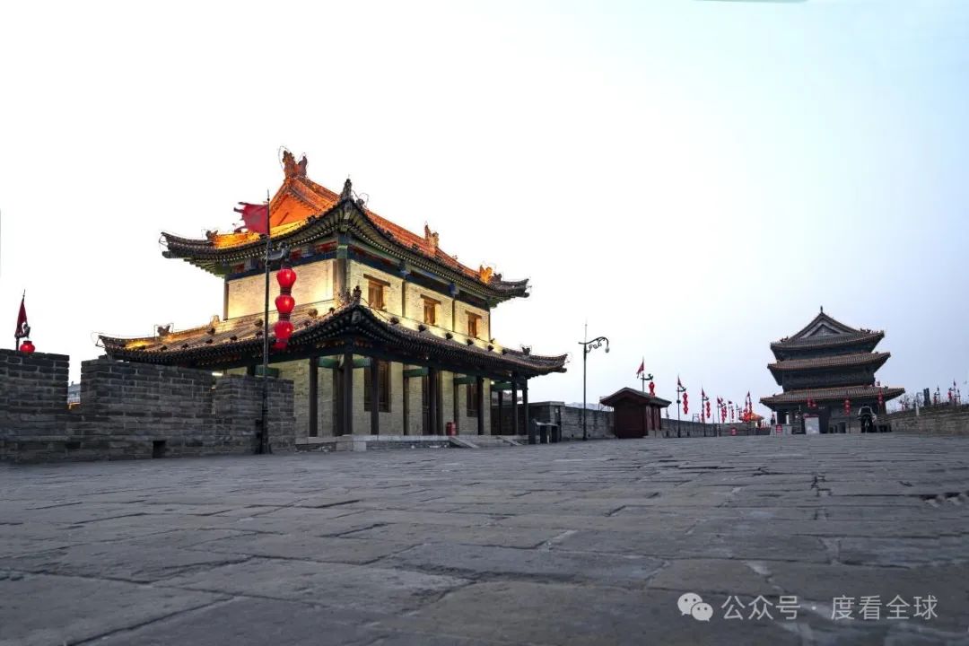 品味地道西安小吃文化！西安休闲娱乐旅游必去景点推荐，回民街美食探秘-第4张图片