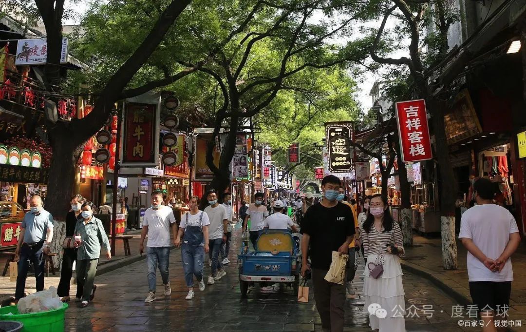 品味地道西安小吃文化！西安休闲娱乐旅游必去景点推荐，回民街美食探秘-第19张图片