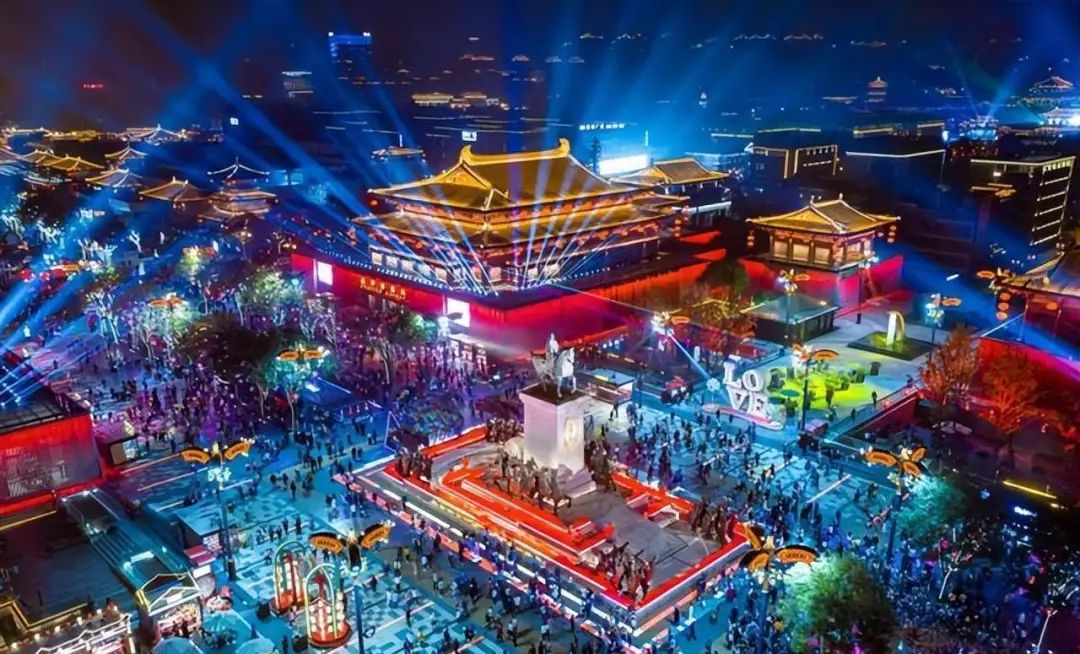 传统国潮收入不及外国动画？西安大唐不夜城游客数远超上海迪士尼-第9张图片