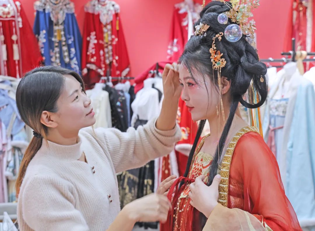 一城烟火醉游人 且以诗意共远方——西安旅游美景-第4张图片