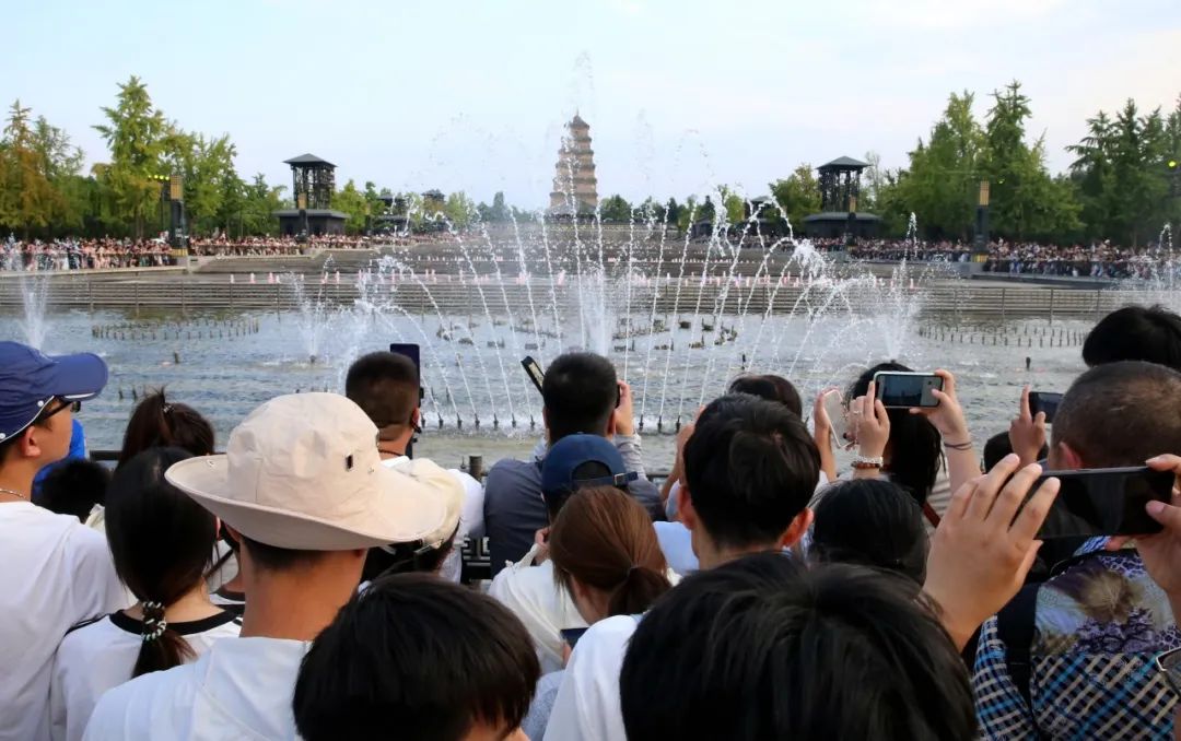 一城烟火醉游人 且以诗意共远方——西安旅游美景-第5张图片