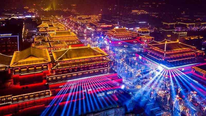 越夜越美丽！这就是西安的夜晚~-第1张图片
