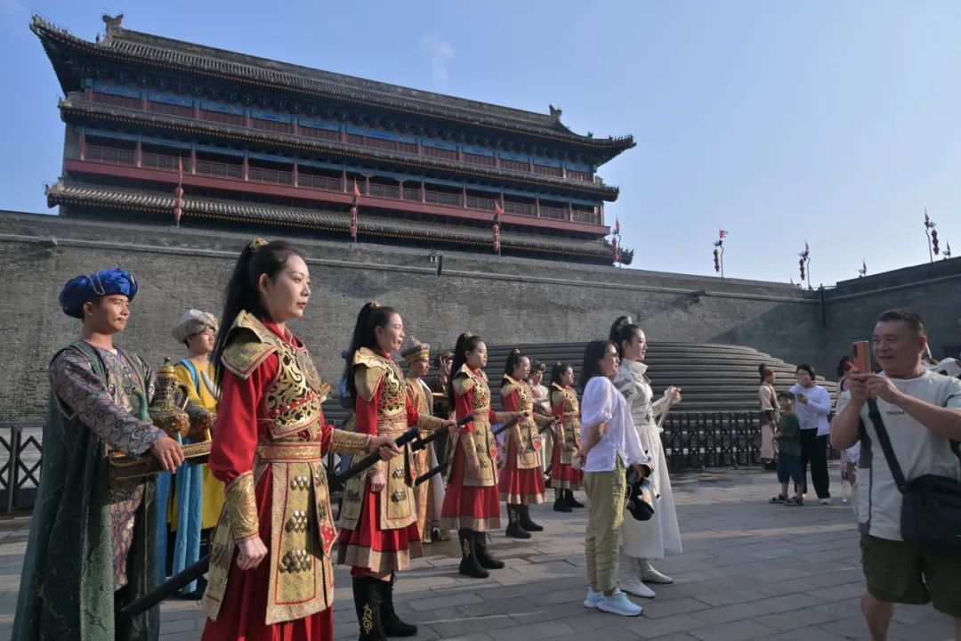 西安城墙暑期夜游活动圆满落幕！旅游就来西安！  第25张