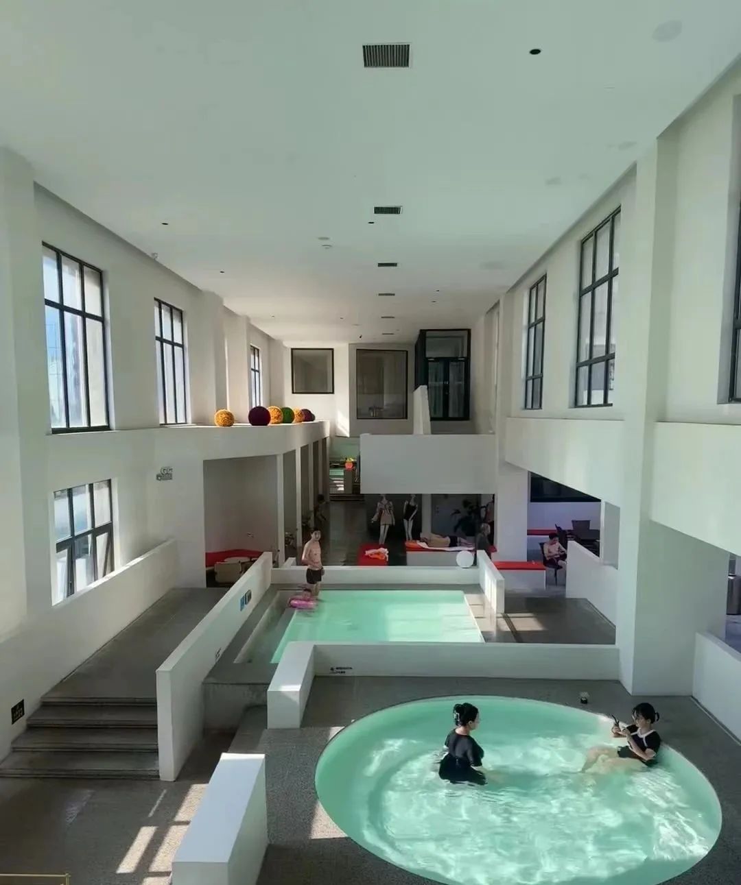 西安洗浴会所文化：撕去中年人的大澡堂子标签，能否脱胎换骨重生？  第24张