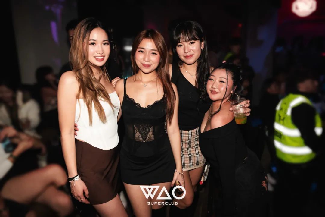 西安夜娱夜店蹦迪小游戏:抓手指的100种新玩法! 第11张