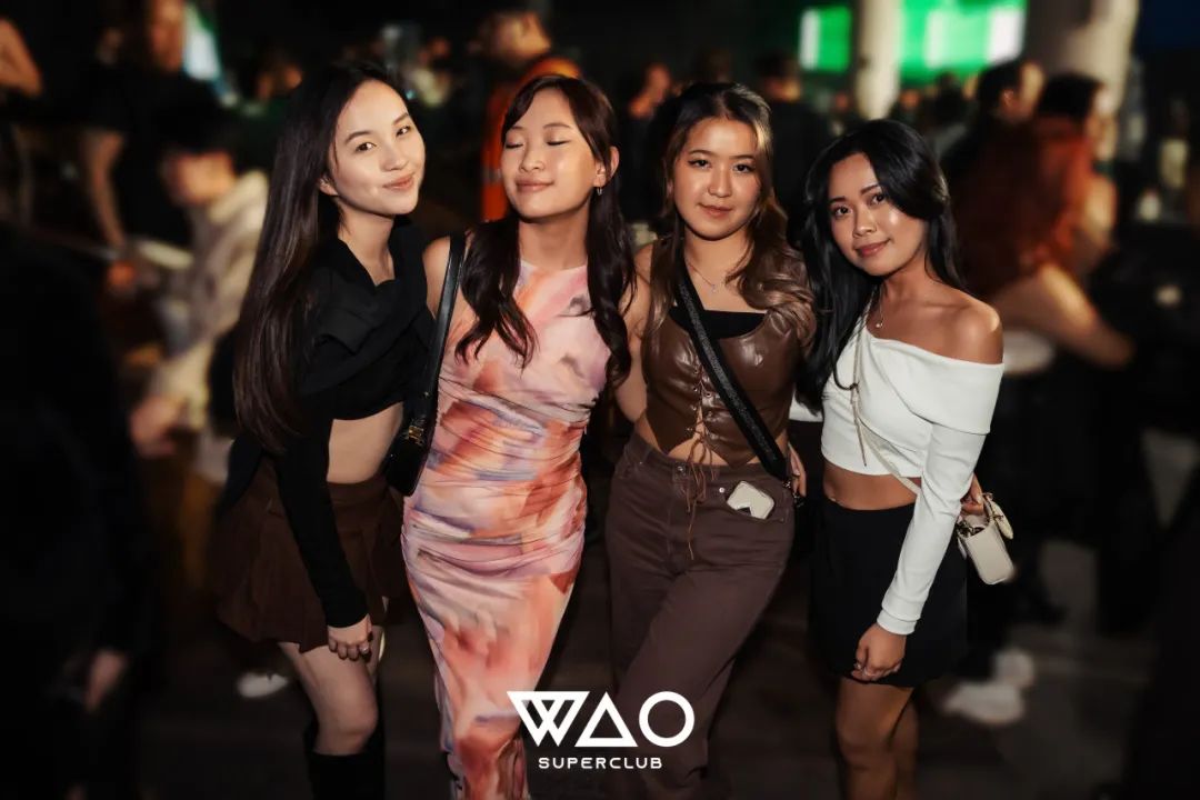 西安夜娱夜店蹦迪小游戏:抓手指的100种新玩法! 第27张