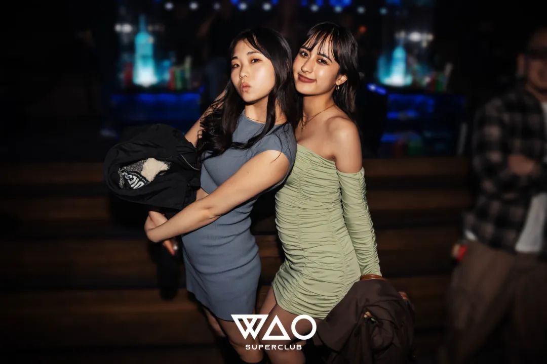 西安夜娱夜店蹦迪小游戏:抓手指的100种新玩法! 第31张